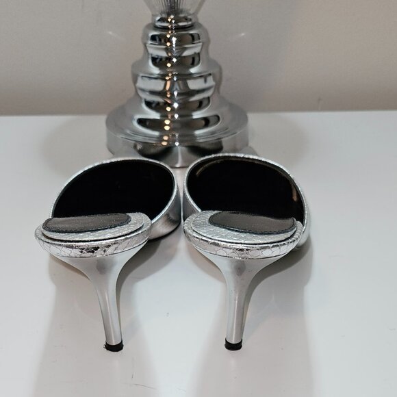 Kenneth Cole Silver Leather Mules - Picture 3 of 4